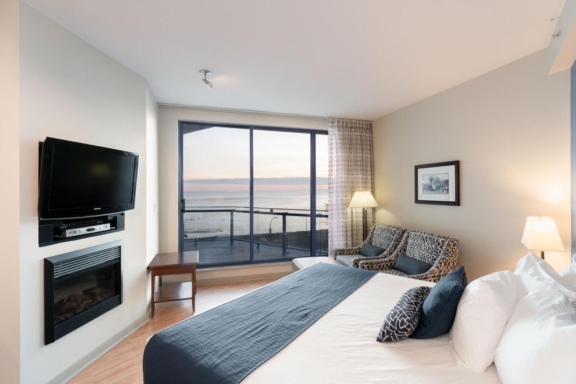 Ocean Promenade Hotel White Rock Chambre photo