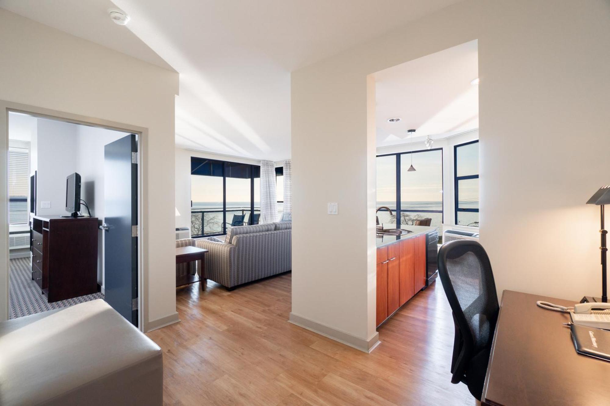 Ocean Promenade Hotel White Rock Chambre photo