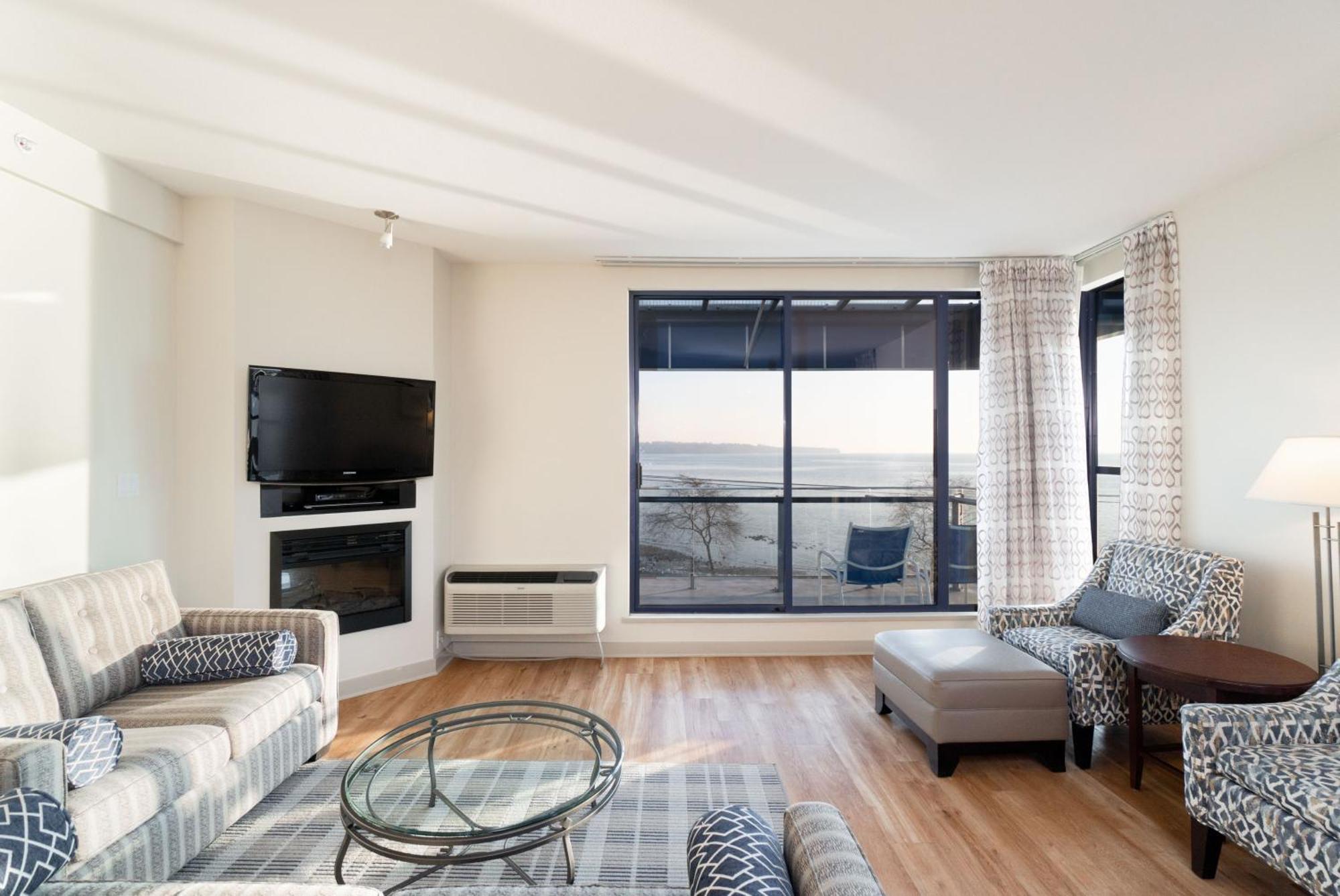 Ocean Promenade Hotel White Rock Chambre photo
