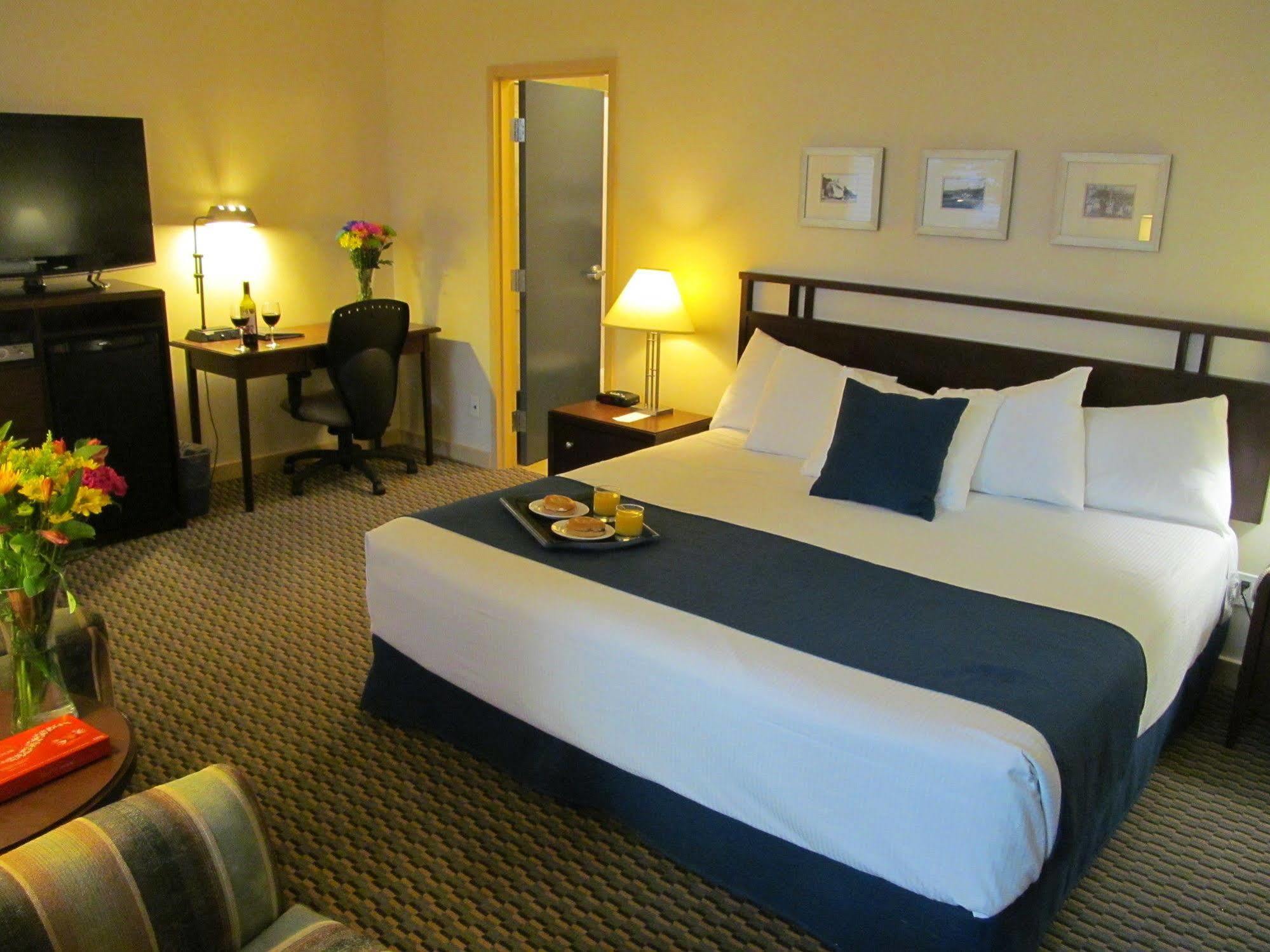 Ocean Promenade Hotel White Rock Extérieur photo