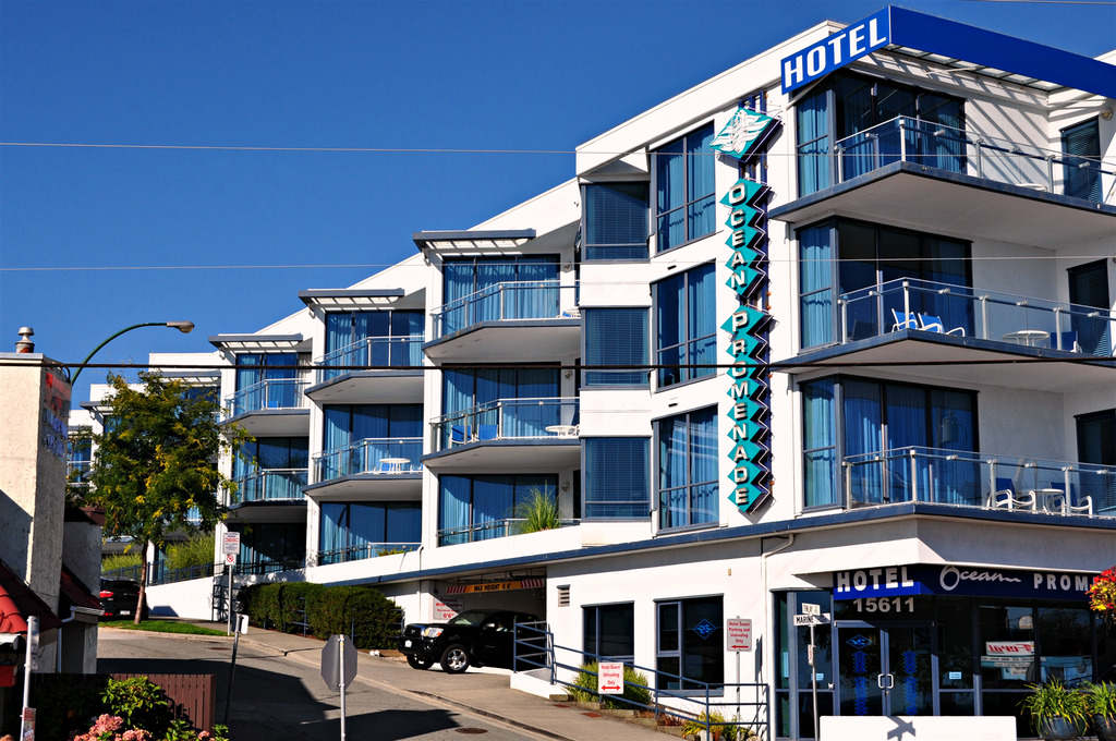 Ocean Promenade Hotel White Rock Extérieur photo