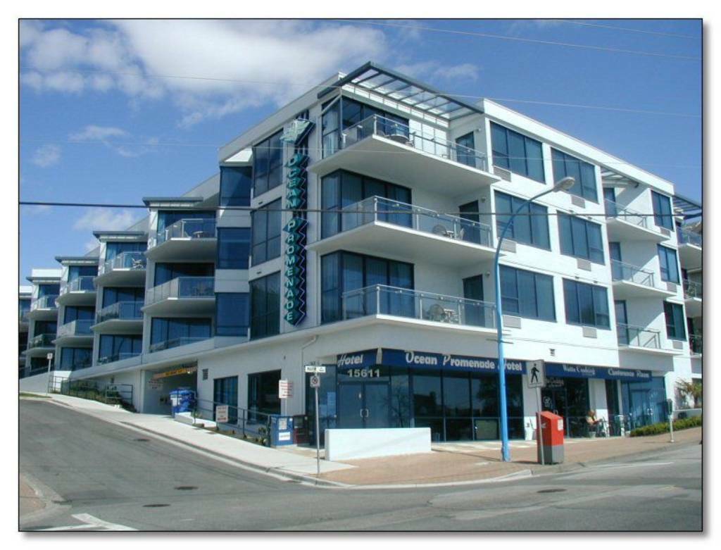 Ocean Promenade Hotel White Rock Extérieur photo