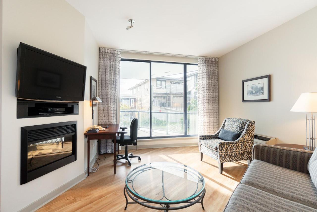 Ocean Promenade Hotel White Rock Chambre photo